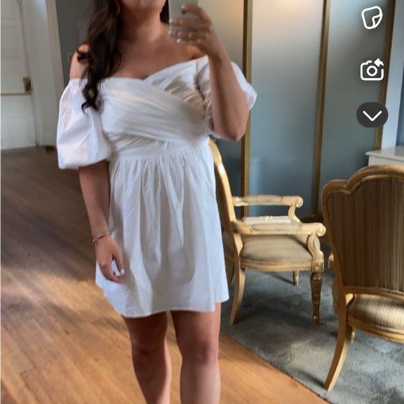 Express white puff sleeve dress - can be worn two ways! - Picture 4 of 4